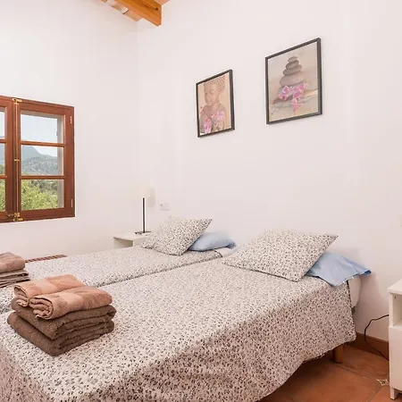 Dos Villa *